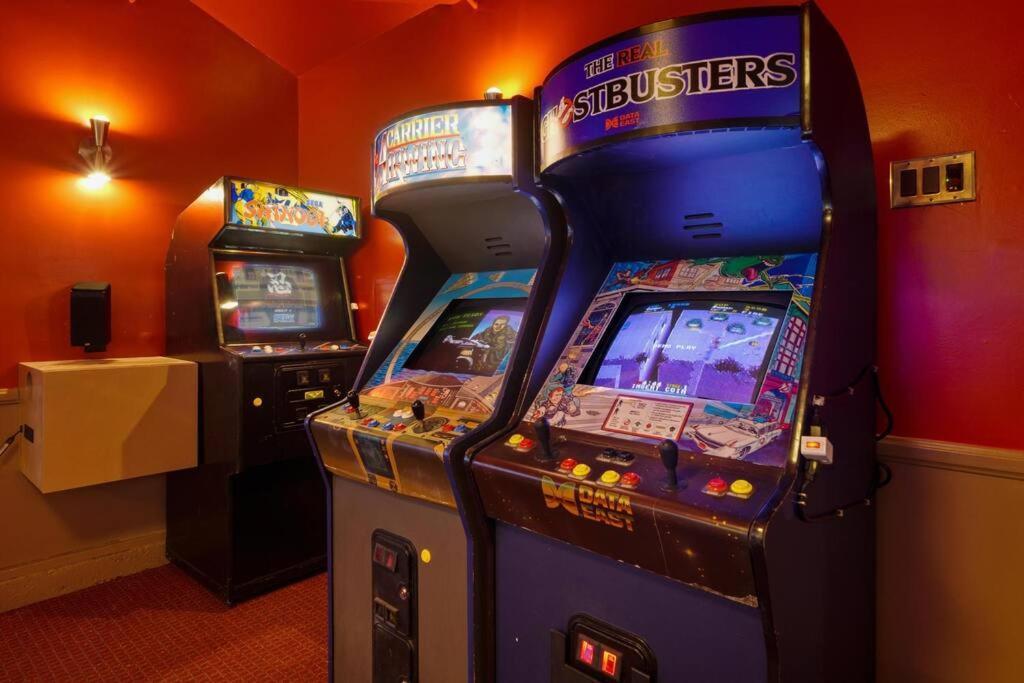 The Disneyland Dream: Arcade, Theater, Play, Golf+ Garden Grove Eksteriør bilde