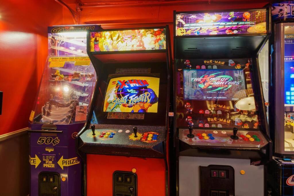 The Disneyland Dream: Arcade, Theater, Play, Golf+ Garden Grove Eksteriør bilde