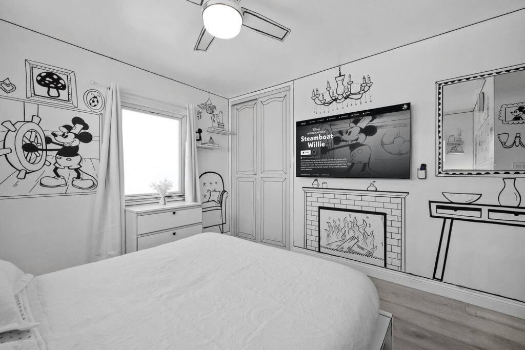 The Disneyland Dream: Arcade, Theater, Play, Golf+ Garden Grove Eksteriør bilde
